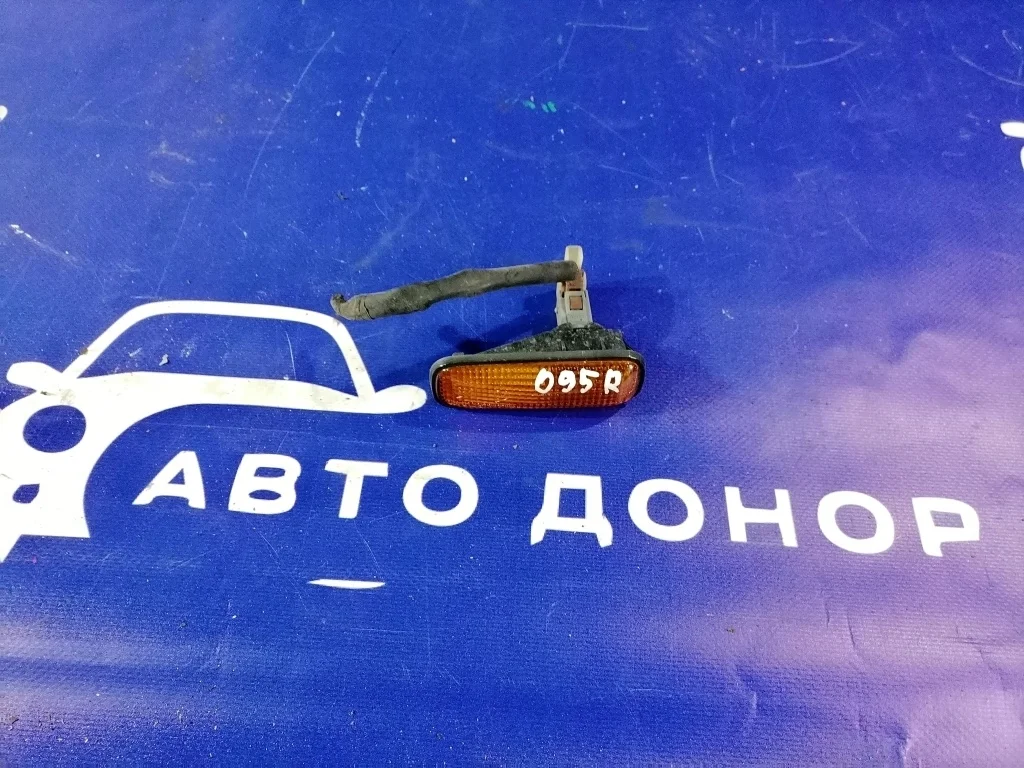 повторитель поворота в крыло HONDA ACCORD CF4 -