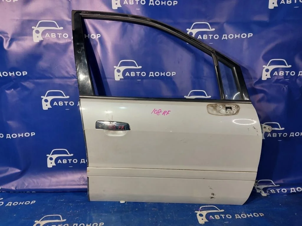 дверь MITSUBISHI CHARIOT GRANDIS N94W 4G64