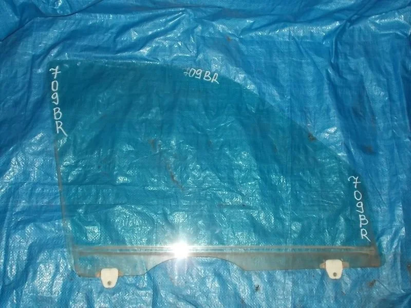 стекло HONDA CRV RD1 -