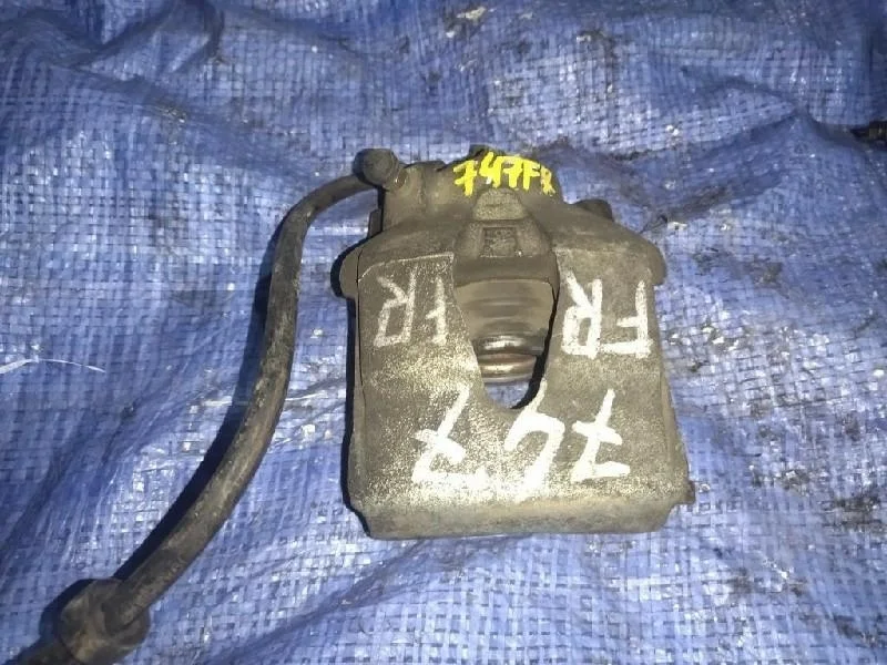 суппорт VOLKSWAGEN BORA 1J2 APK