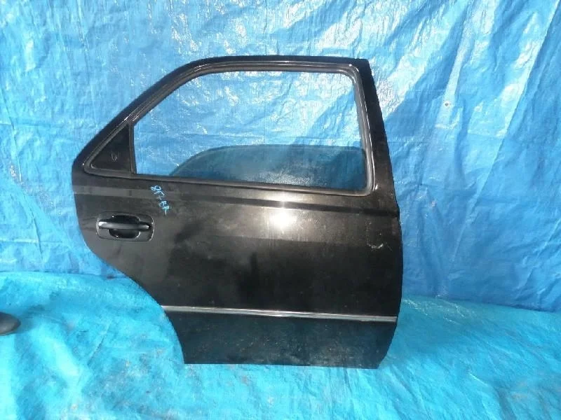 дверь TOYOTA VISTA ARDEO ZZV50 -