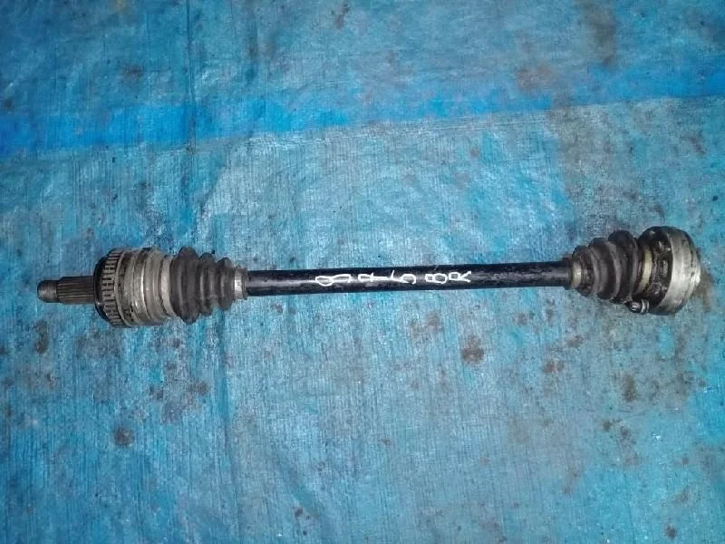 привод BMW 1-Series E87 N45B16A