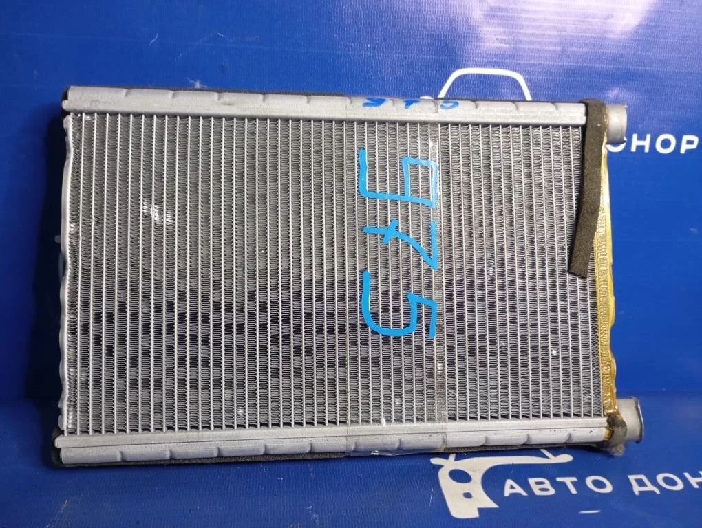 радиатор печки BMW 1-Series E87 -