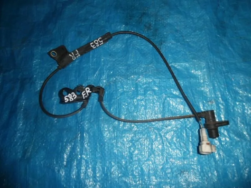 датчик abs TOYOTA COROLLA FIELDER NZE121 -