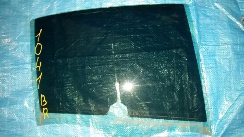 стекло RENAULT LAGUNA II X74 -