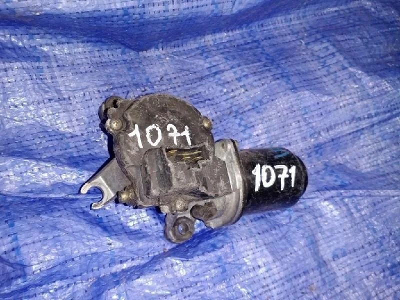 мотор дворников HONDA HRV GH4 -