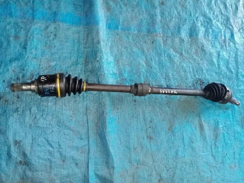 привод MITSUBISHI LANCER CY4A 4B11