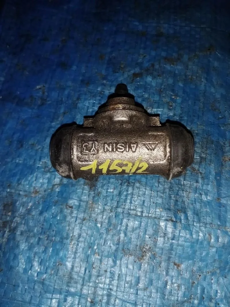 тормозной цилиндр TOYOTA NADIA SXN15 -