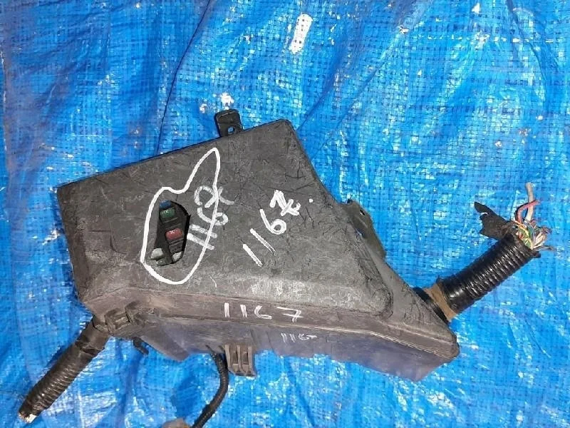 блок предохранителей SUBARU IMPREZA GH2 - - 82241FG010