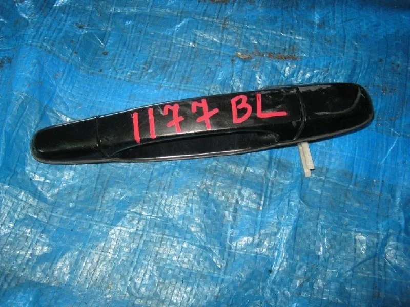 ручка двери TOYOTA HARRIER MCU15 -