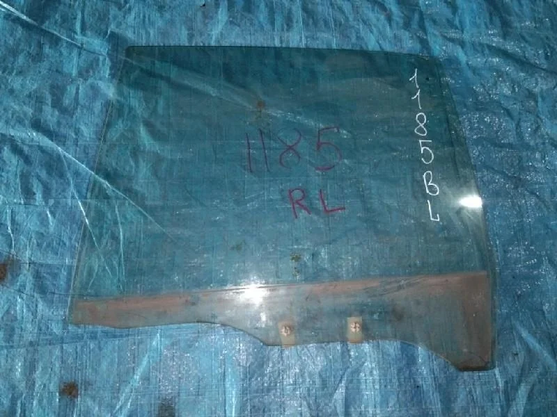 стекло MAZDA CAPELLA GFEP -