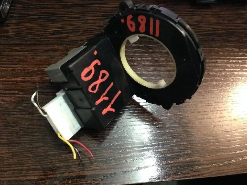 датчик положения руля TOYOTA CAMRY ACV40 -