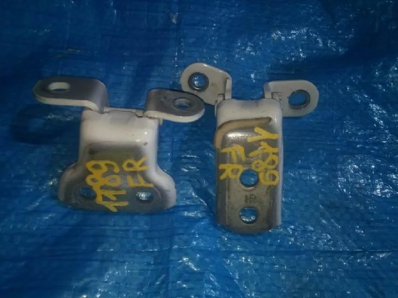 петли двери TOYOTA CAMRY ACV40 -