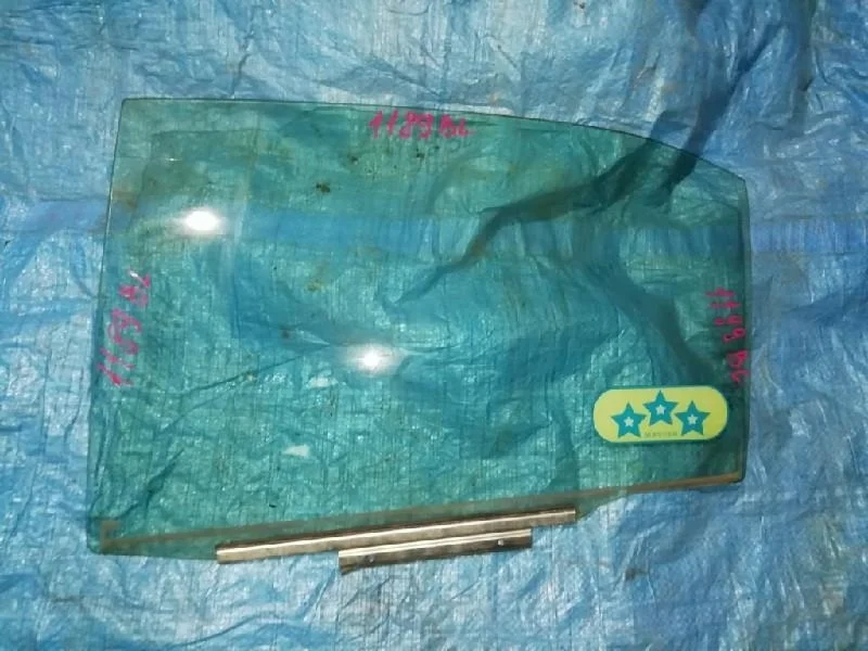 стекло TOYOTA CAMRY ACV40 -