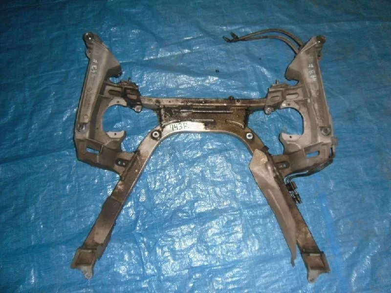 балка под двс BMW 7-Series E65 N62B44