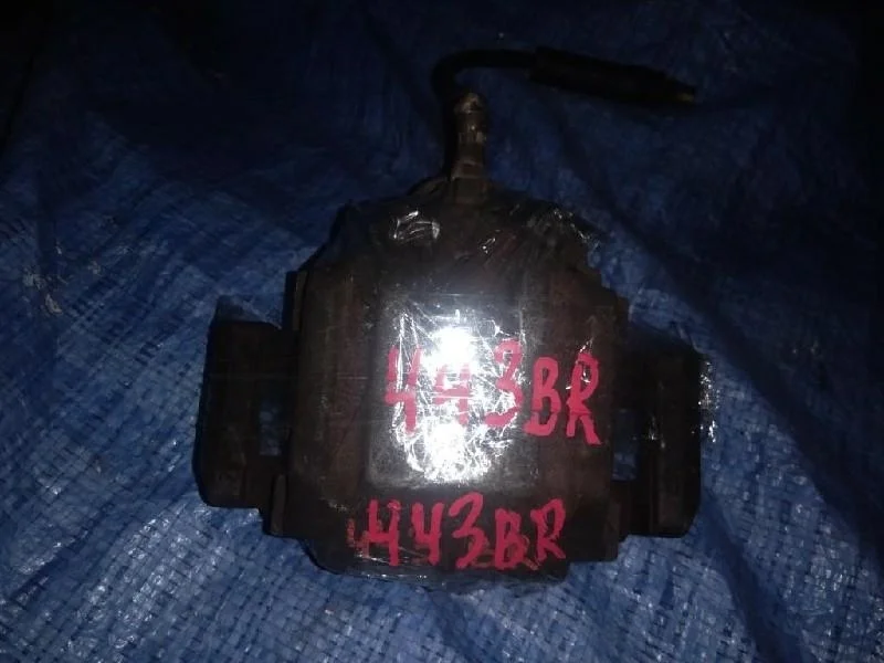 суппорт BMW 7-Series E65 - R 34216753680