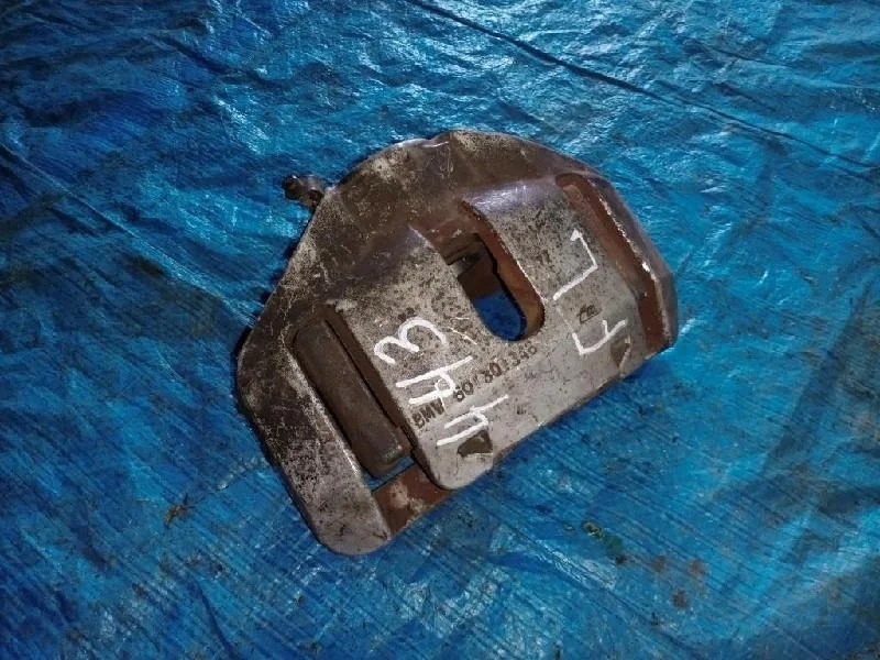 суппорт BMW 7-Series E65 -