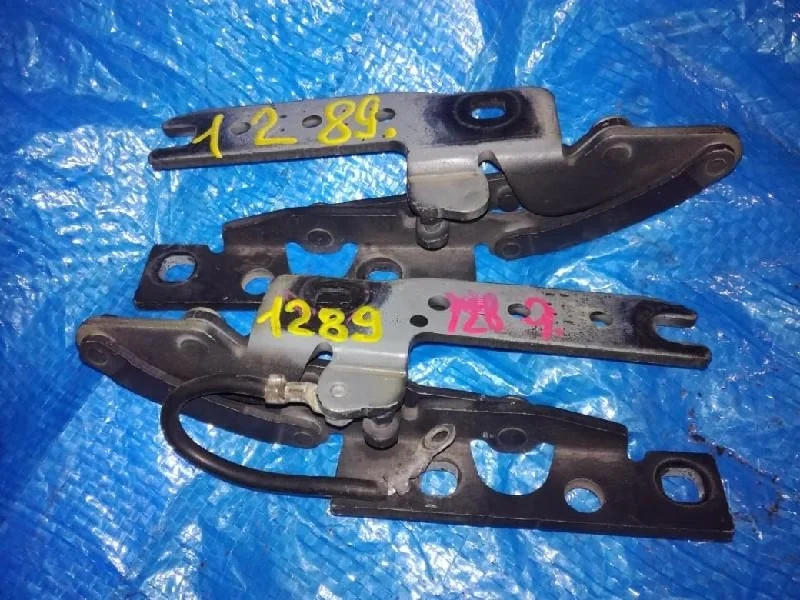 крепление капота BMW 7-Series E65 -