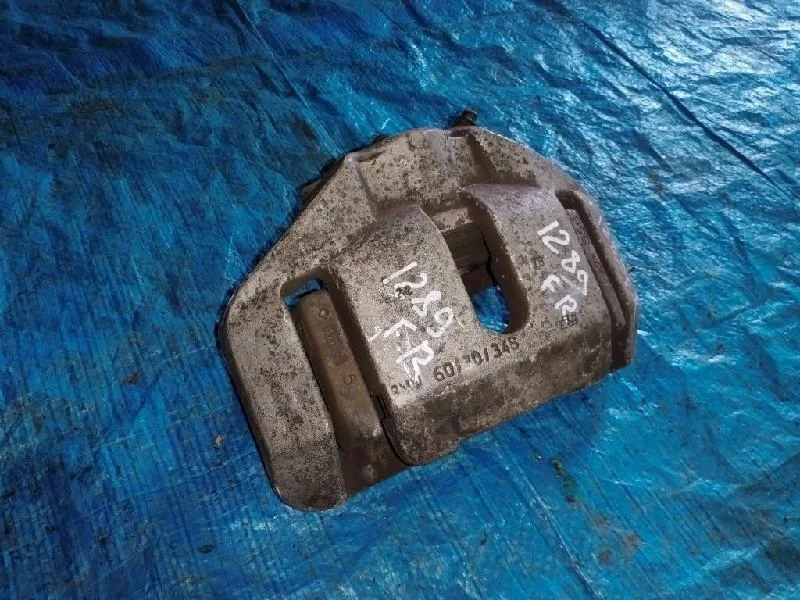 суппорт BMW 7-Series E65 N62B44