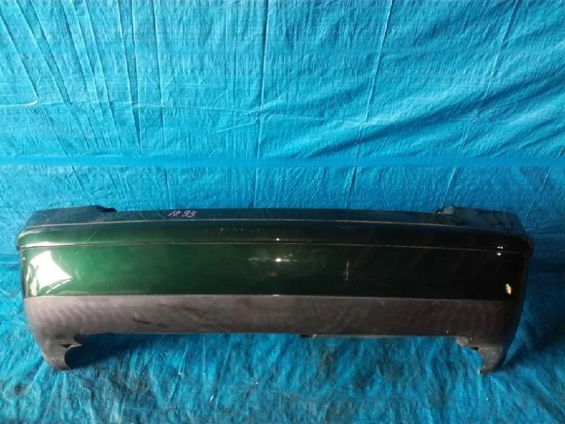 бампер VOLKSWAGEN PASSAT 3B2 -