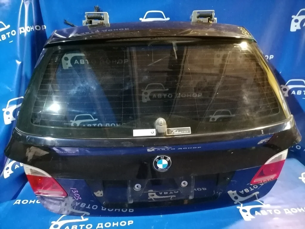 дверь багажника BMW 5-Series E61 -