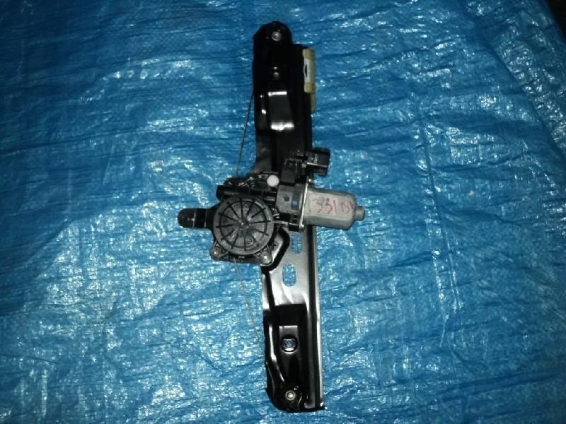 стеклоподъемник FORD FOCUS CB8 -