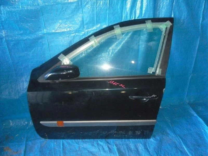 дверь RENAULT LAGUNA II X74 -