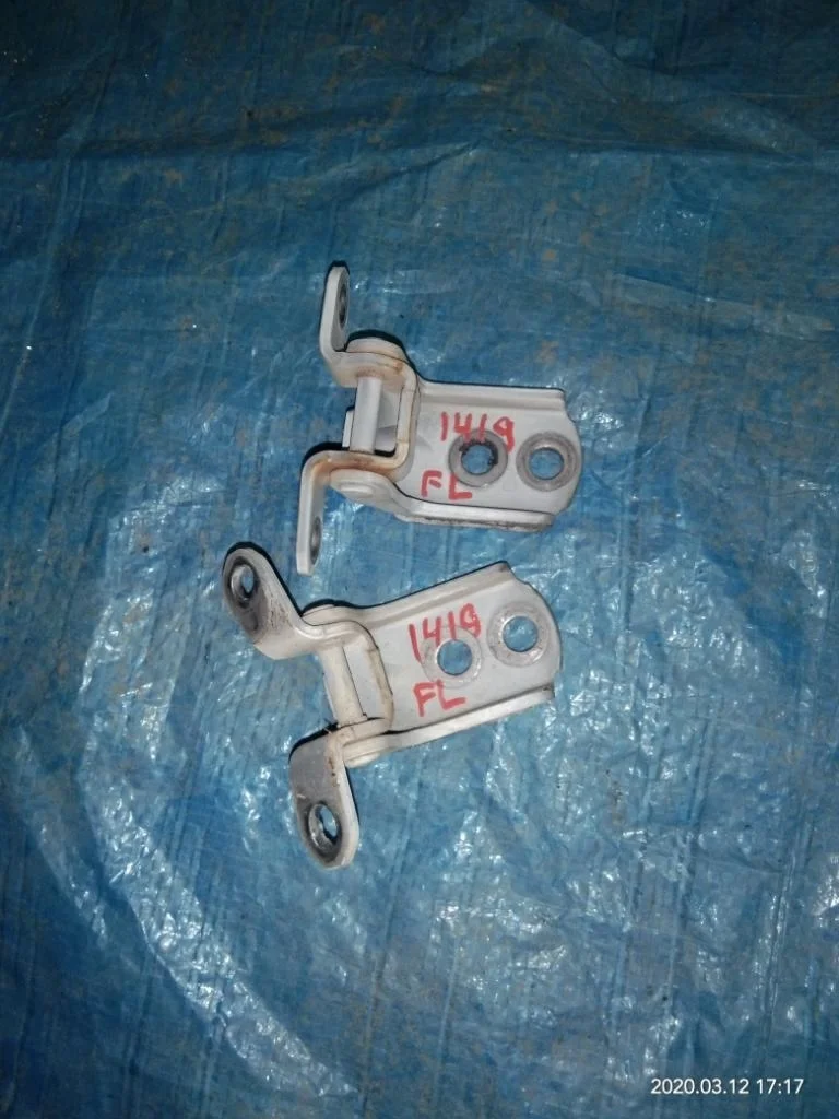 петли двери NISSAN AD WHNY11 QG18DE