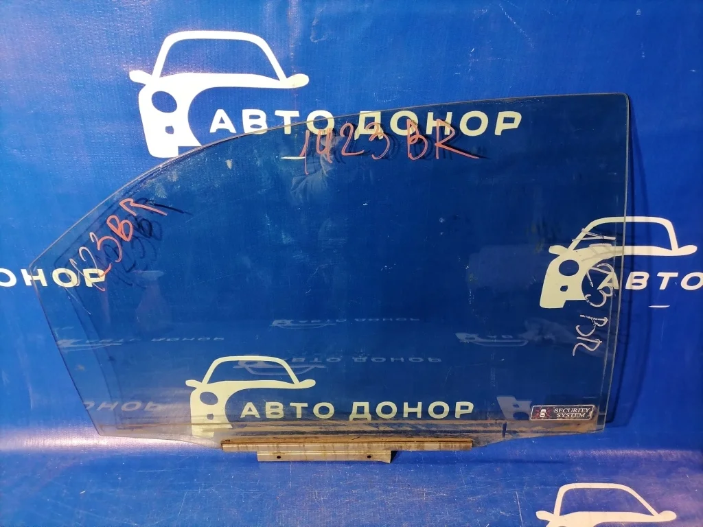 стекло TOYOTA CAMRY ACV30 -