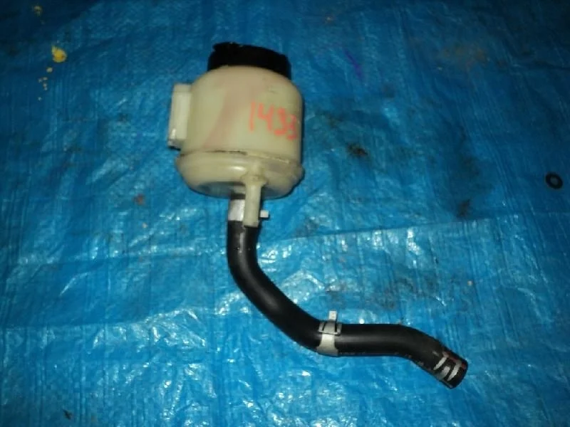 бачок гидроусилителя NISSAN GLORIA MY34 VQ25DD