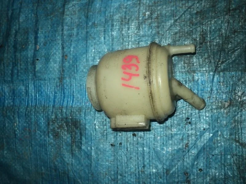 бачок гидроусилителя NISSAN BLUEBIRD SYLPHY QG10 -