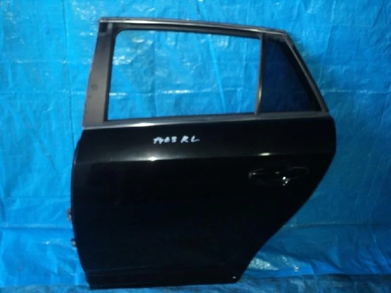 дверь TOYOTA AVENSIS ZRT272 - R 67004-05160