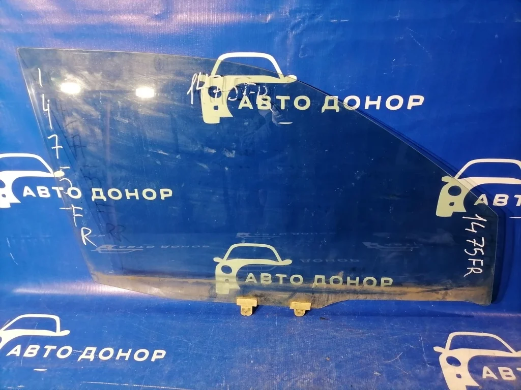 стекло NISSAN XTRAIL NT30 -