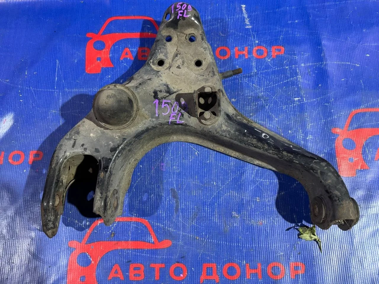 рычаг MITSUBISHI PAJERO V44 -