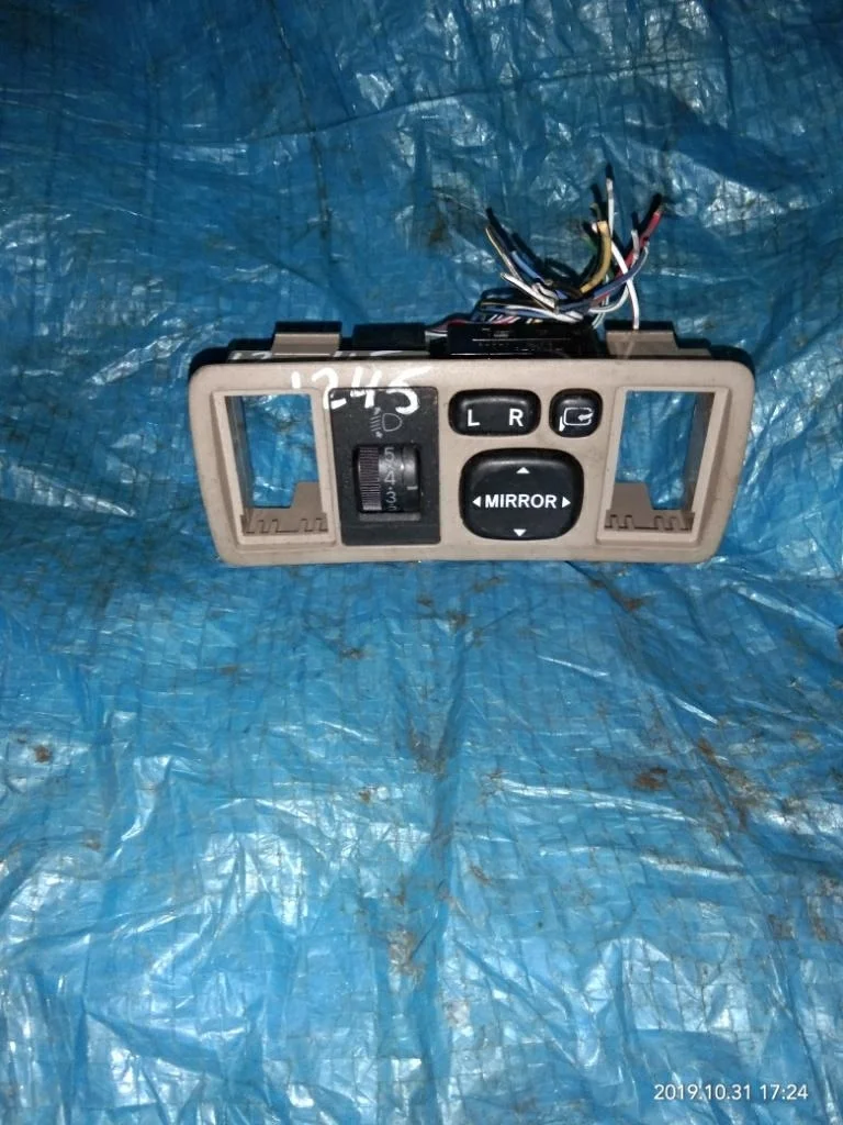 блок управления зеркалами TOYOTA PREMIO ZZT245 -