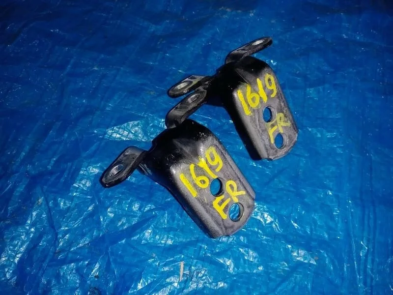 петли двери NISSAN XTRAIL NT31 MR20DE