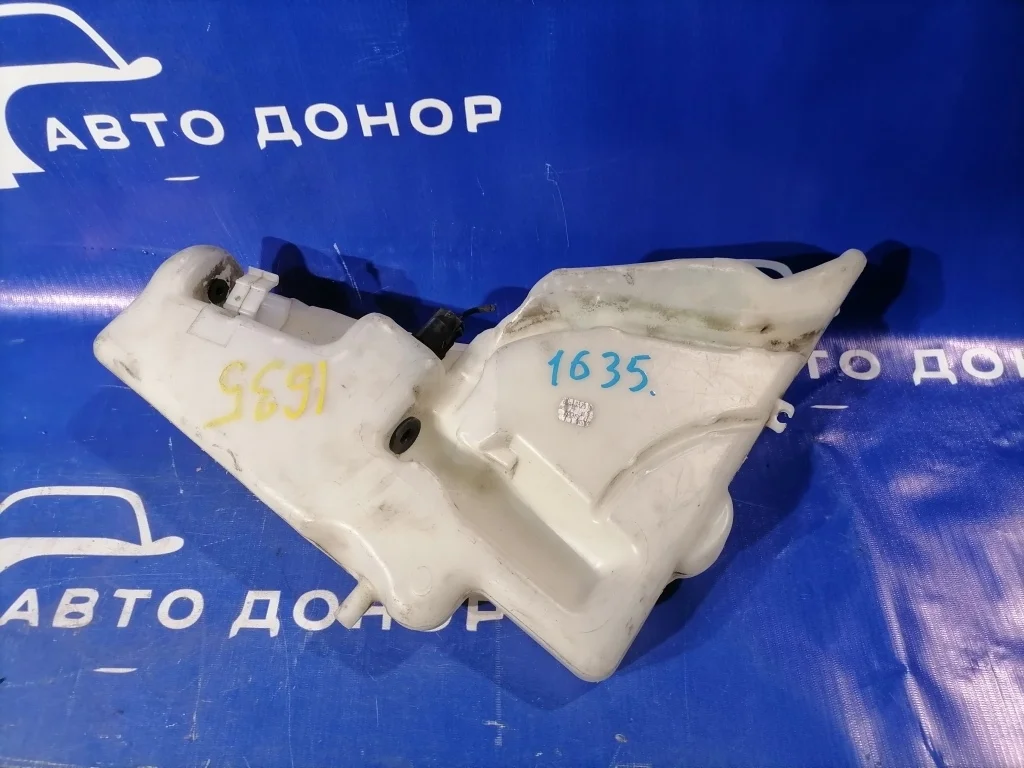 бачок омывателя AUDI A4 8K2 -
