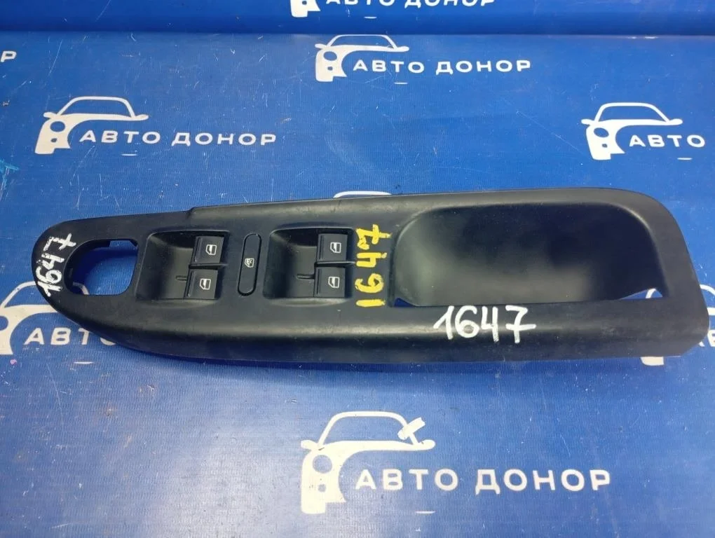 блок управления стеклоподъемниками VOLKSWAGEN PASSAT 3C2 -