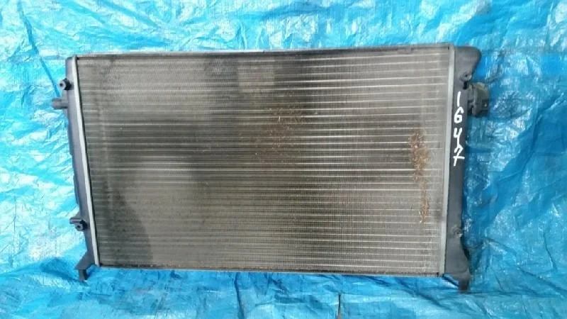 радиатор охлаждения двигателя VOLKSWAGEN PASSAT 3C2 BVY