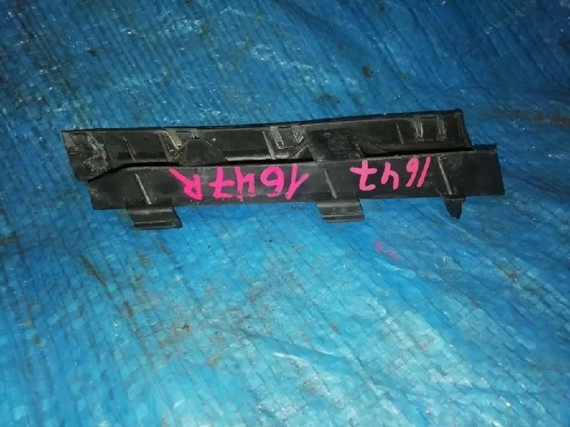 крепление бампера VOLKSWAGEN PASSAT 3C2 -