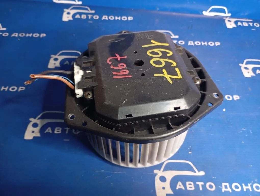 мотор печки NISSAN GLORIA MY34 -