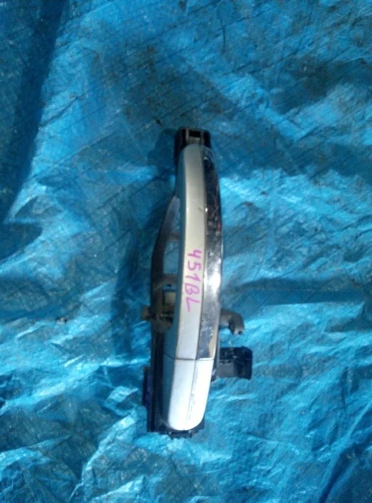 ручка двери FORD FOCUS CB4 -