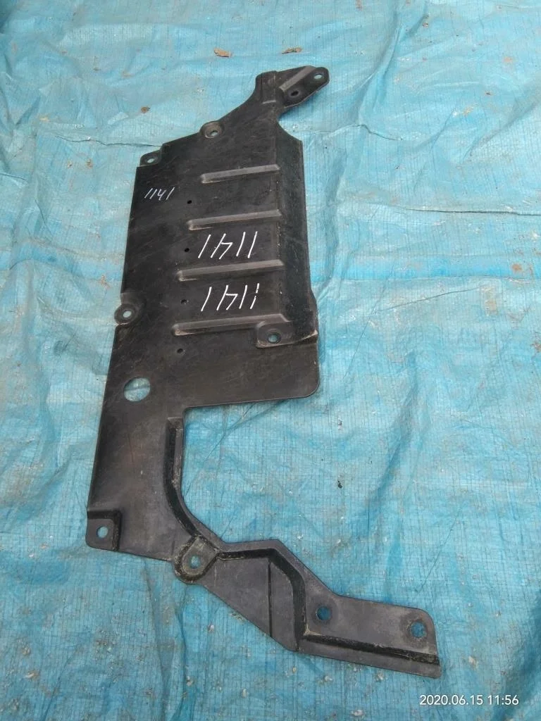 защита двигателя MITSUBISHI GALANT FORTIS CY4A -