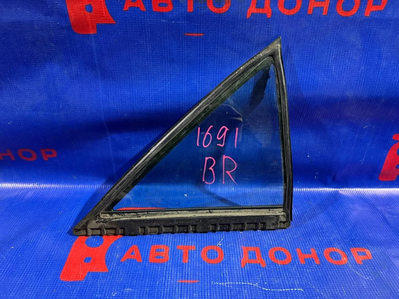 стекло TOYOTA CAMRY ACV30 - R 68123-33050