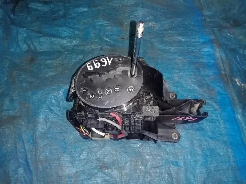 рычаг переключения КПП SUZUKI SX4 YA11S - - 28110-62J10, 28160-62J11-BWK