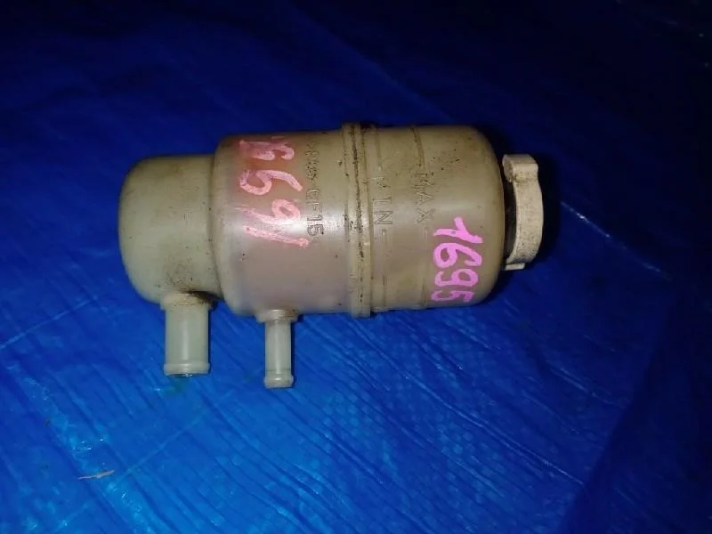 бачок гидроусилителя MITSUBISHI LANCER CS5A -