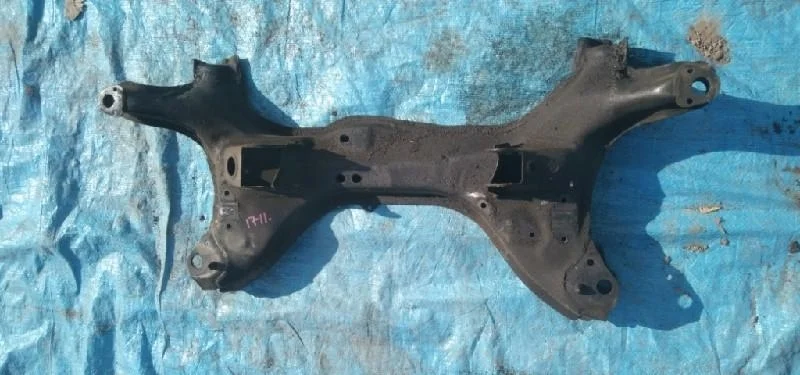 балка под двс TOYOTA CALDINA ST215 3SFE