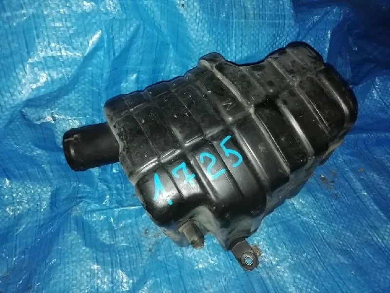 резонатор NISSAN EXPERT VW11 QG18DE - 16585WA015
