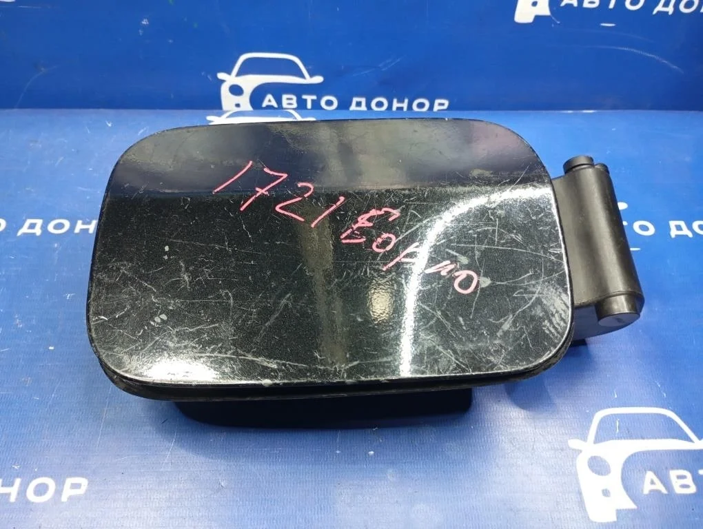 лючок BMW X3 E83 -