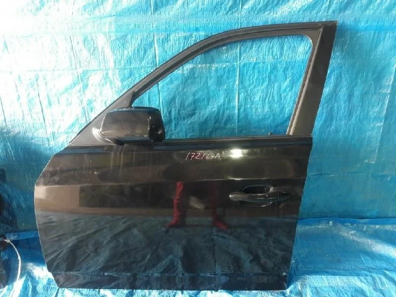 дверь BMW X3 E83 -